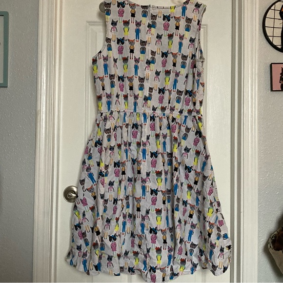 Retrolicious Stylish Cats Dress - Picture 5 of 5